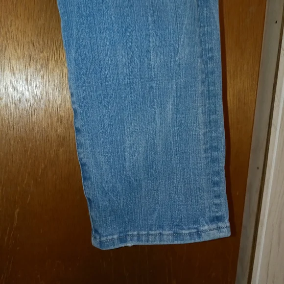 American Eagle Outfitters jeans 👖 - Picture 4 of 10